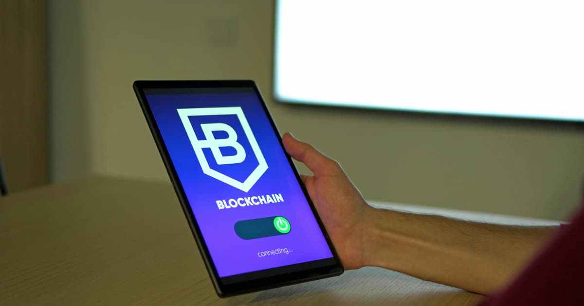 SolarBank Corporation to Direct Renewable Energy Revenue Toward Bitcoin Purchases in Innovative Financial Strategy