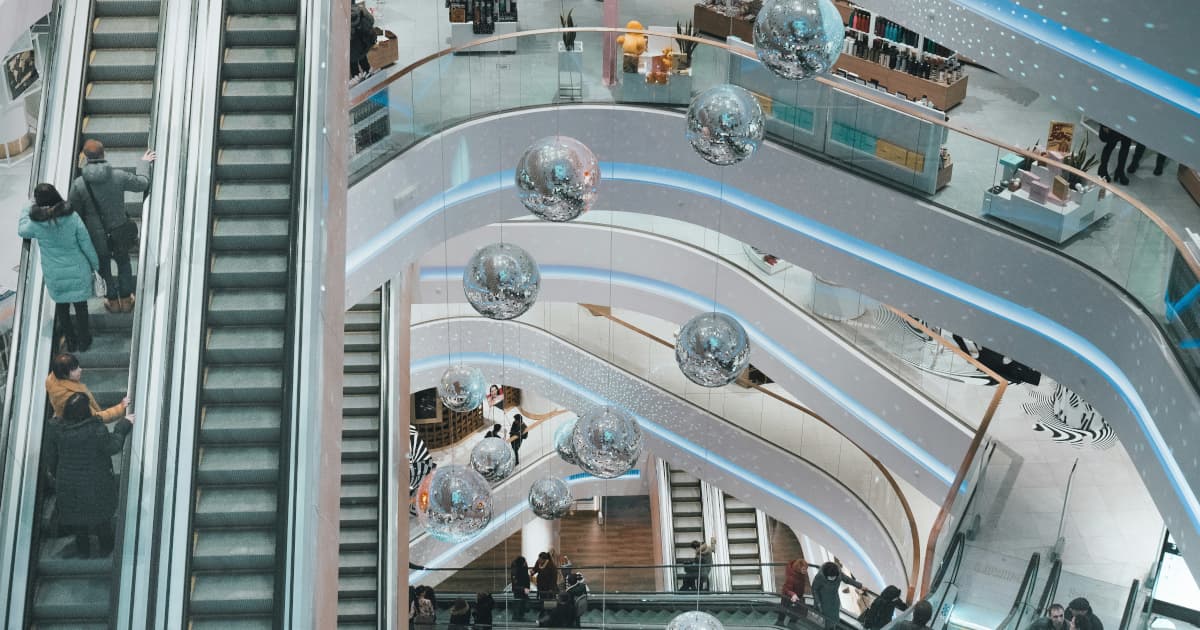 Coofandy's Premium Shirt Collection Redefines Business and Casual Wear for Modern Professionals