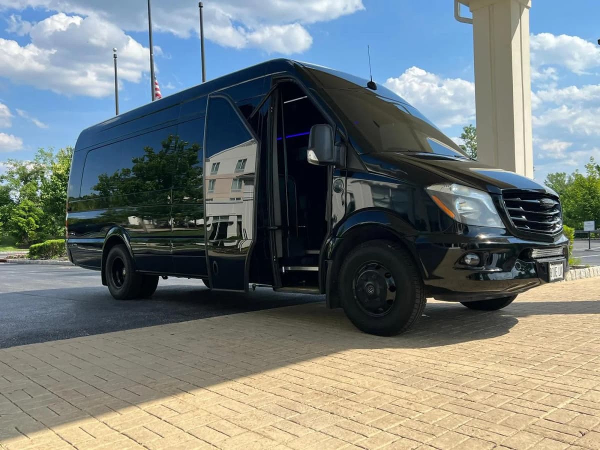 Skyline VIP Limo Launches Comprehensive Safety Program for NYC Luxury Transportation