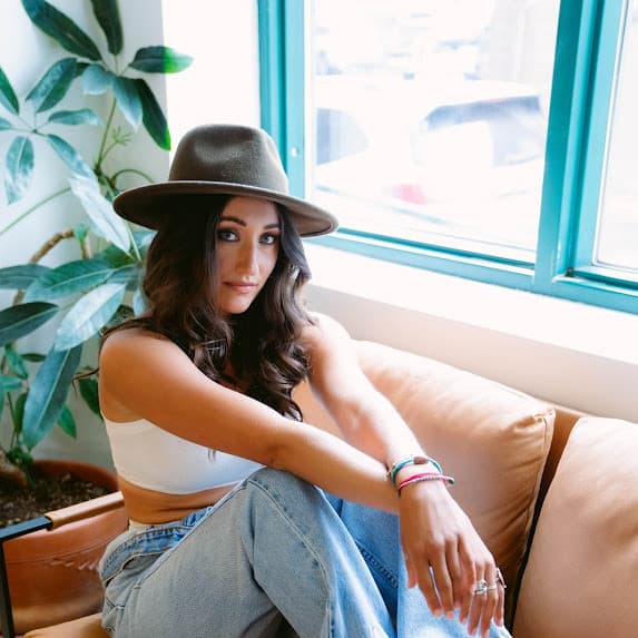 Peekaboo Boudoir's Bend Expansion Signals Growing Demand for Empowerment-Focused Photography in Central Oregon