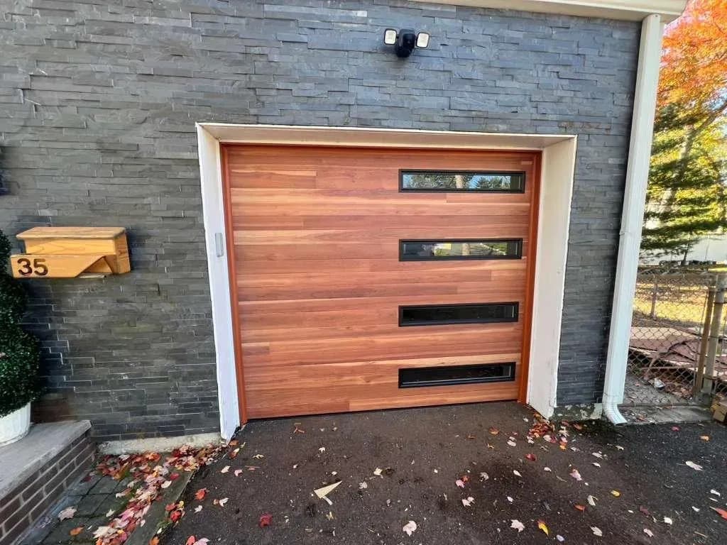 New Jersey Garage Door Service Provider EZ2FIX Emphasizes Emergency Repairs and Safety